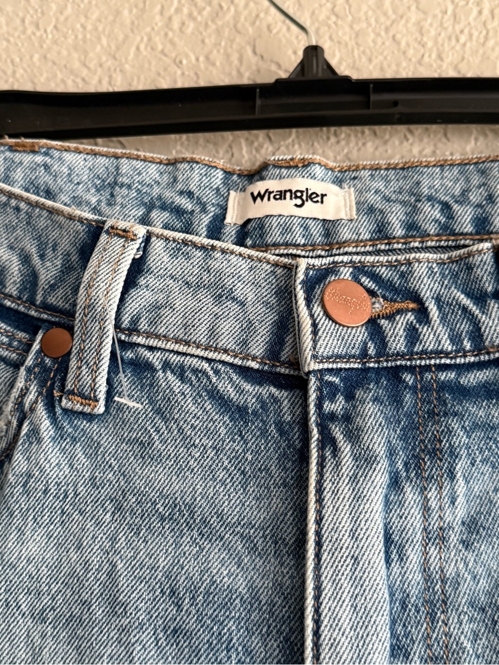 NEW Wrangler Low Rise Baggy Jeans Women 27 Light Wash Wide Leg Skater Y2K Denim - Picture 6 of 15
